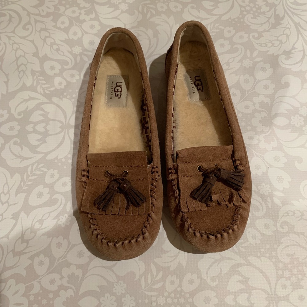 Ugg slippers size 8!